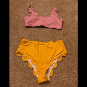 NWT Scalloped bikini set